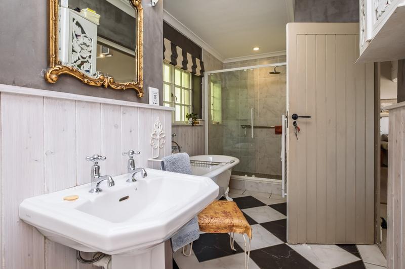 To Let 2 Bedroom Property for Rent in Simons Town Western Cape